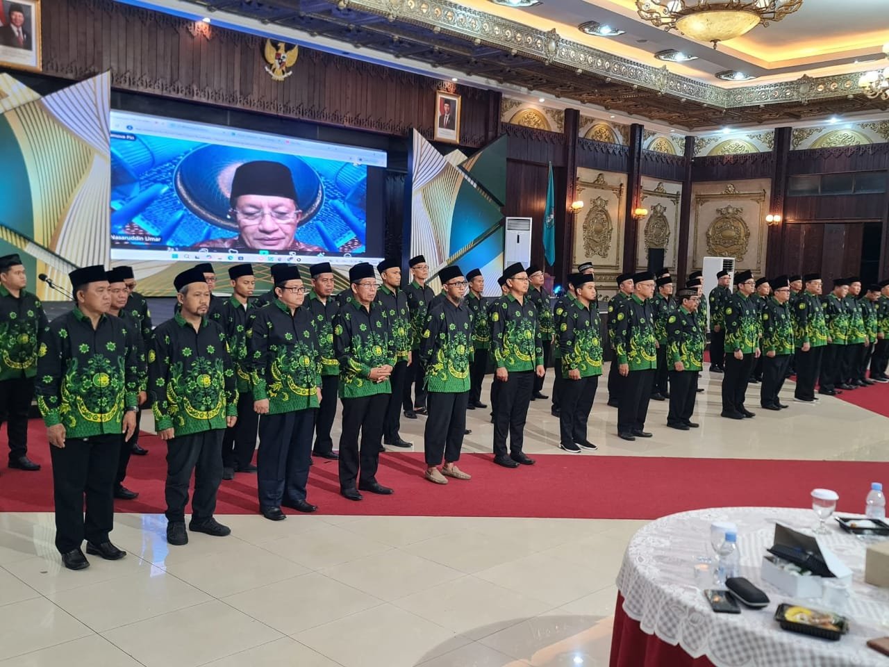 Ketua Ittihad Persaudaraan Imam Masjid (IPIM) kukuhkan Pengurus IPIM Kalbar dan Wisuda Madarash Imam Masjid